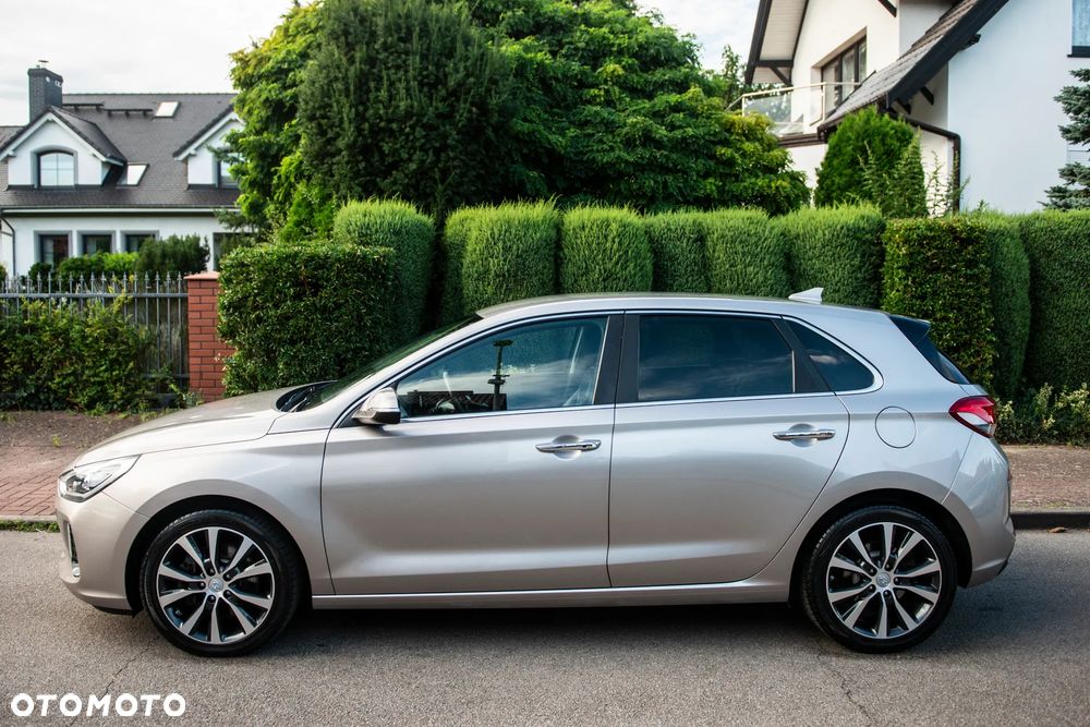 Hyundai i30 1.4 T-GDI Comfort DCT - 4
