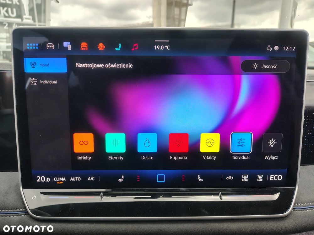 Volkswagen Tiguan 1.5 eHybrid PHEV 150kW R-Line Plus DSG - 22