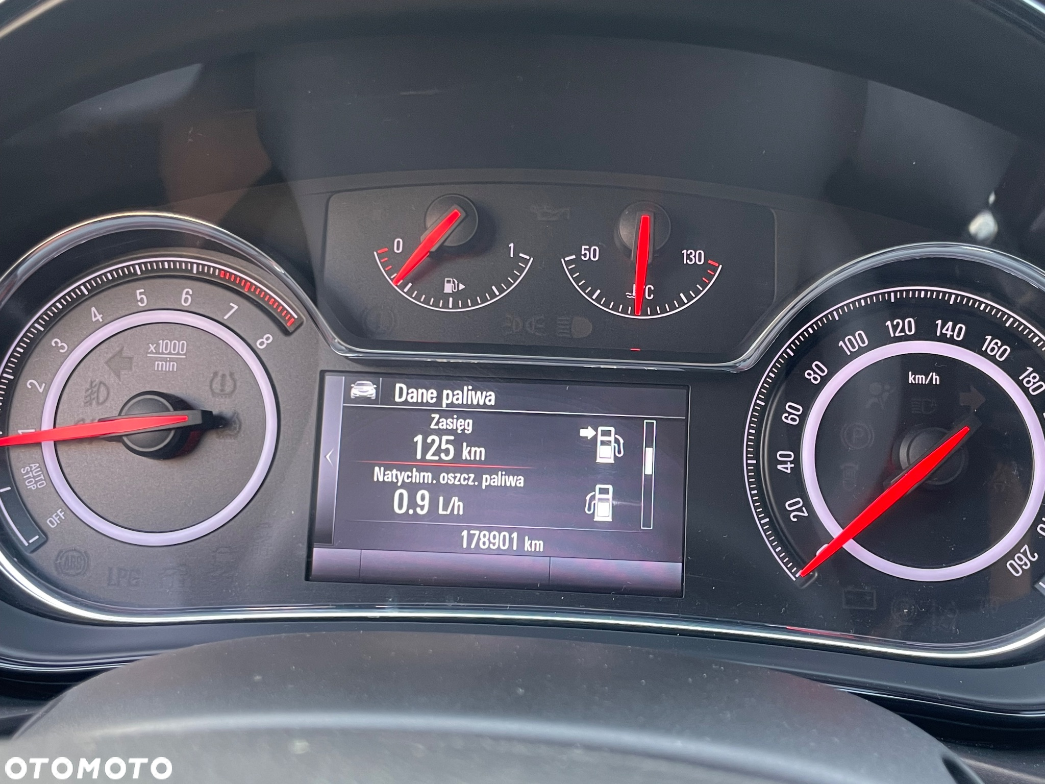 Opel Insignia 1.4 Turbo Sports Tourer ecoFLEXStart/Stop Business Innovation - 34