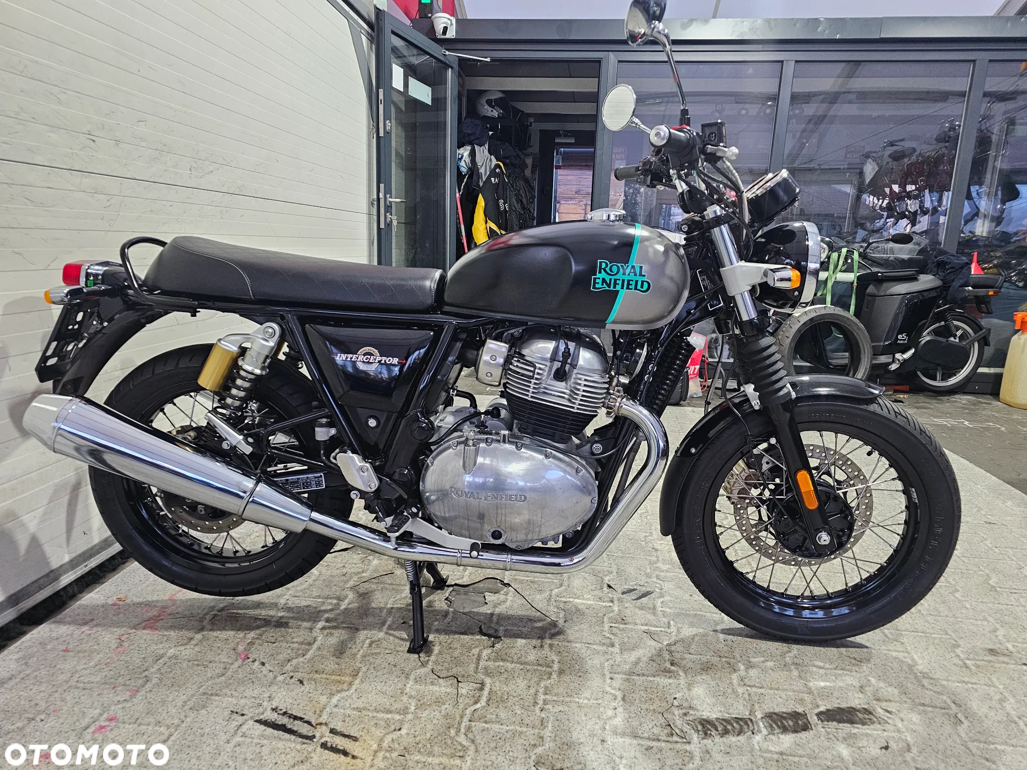 Royal Enfield Inny - 12