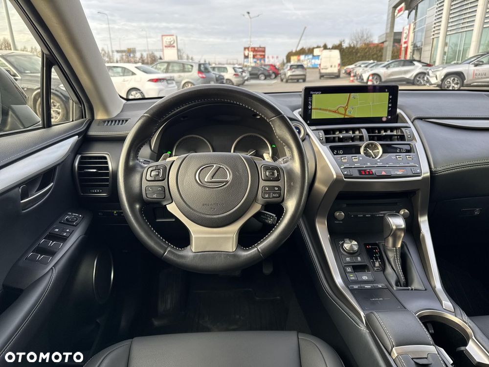 Lexus NX 300h F Impression AWD - 12