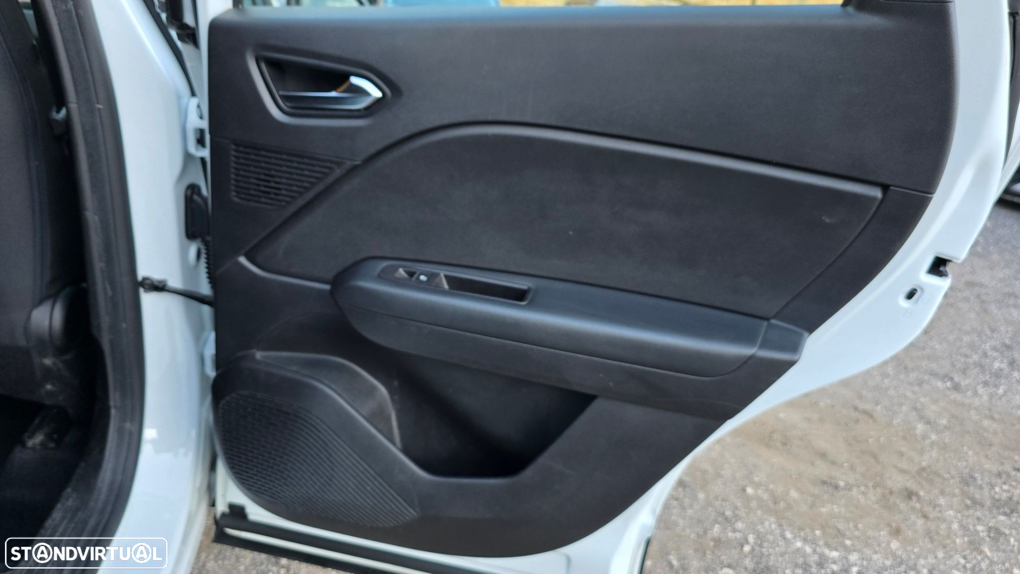 Renault Captur - 52