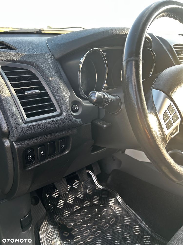 Mitsubishi ASX 1.8 DI-D 2WD 35 Jahre - 39