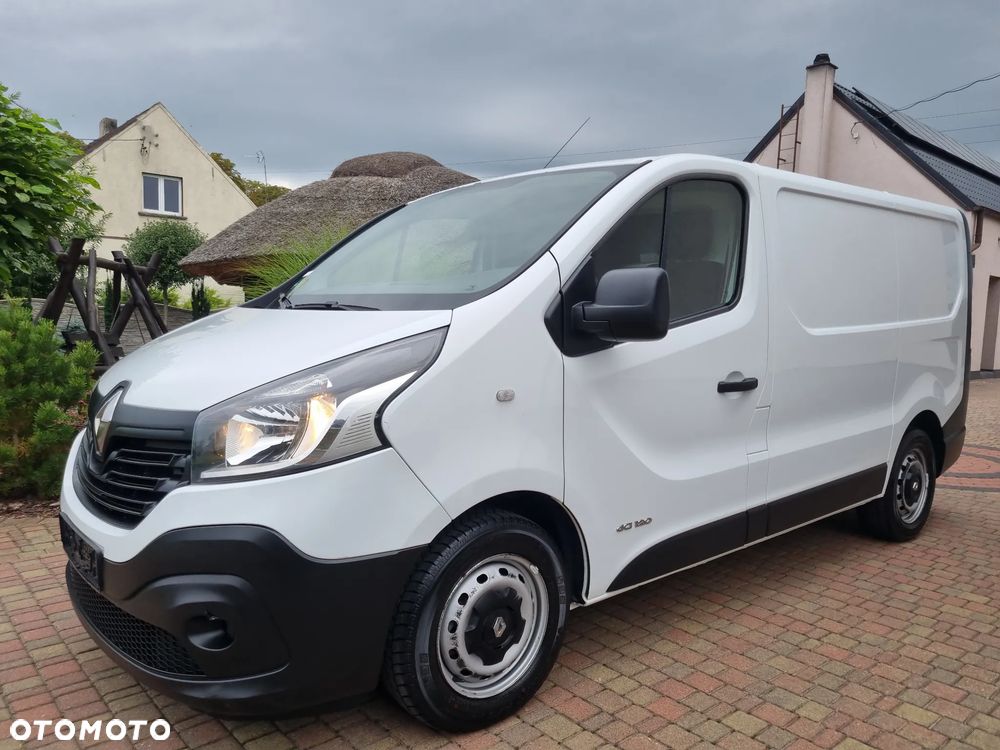 Renault Trafik - 1