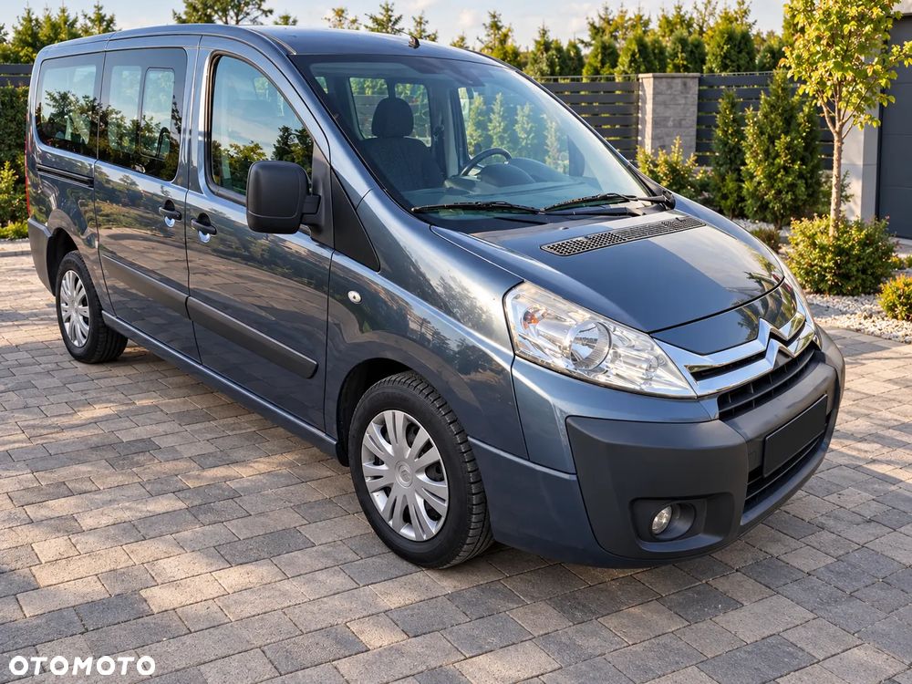 Wszystkie Części Peugeot Expert Citroen Jumpy Fiat Scudo 2.0 HDI 1.6 HDI  Silnik Skrzynia Drzwi Maska Błotnik Zderzak Lampa Lusterko Klamka Szyba Deska Kokpit Sterownik Kierunkowskaz Migacz Moduł Czujnik Licznik Panel Kierownica Zacisk Belka Amortyzator Sprężyny Sanki Wózek Zawias Chłodnica Fotele Felgi Koła Atrapa Grill Tapicerka Rygiel Szyby Uszczelka Listwa