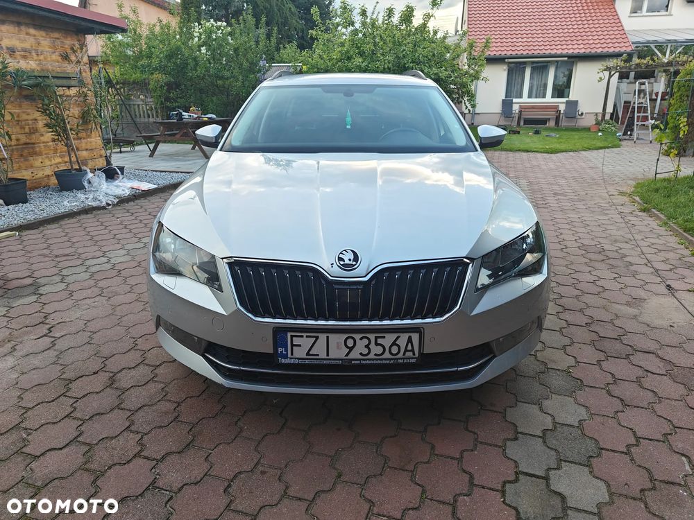 Skoda Superb 2.0 TDI Ambition - 7