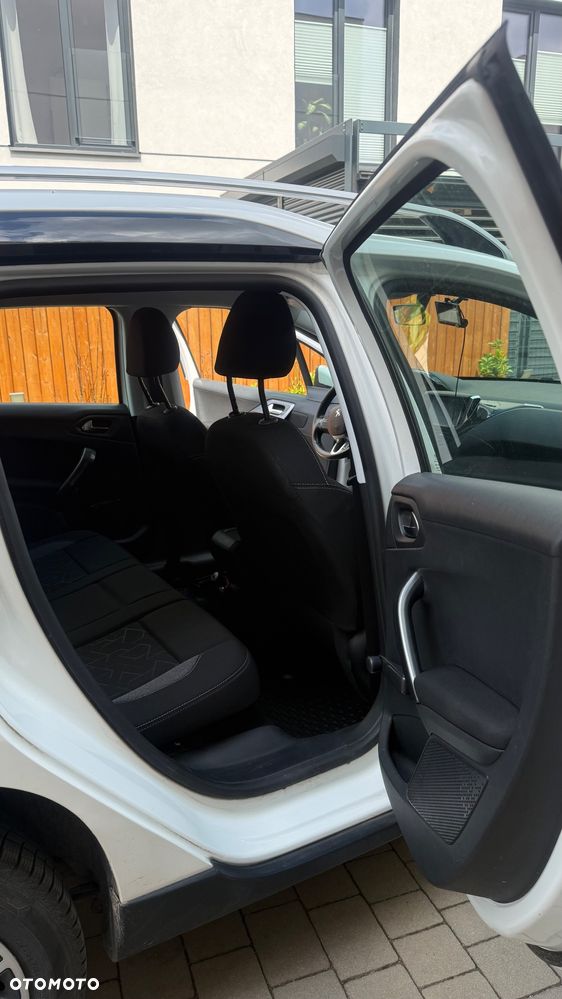 Peugeot 2008 1.2 Pure Tech Active - 8