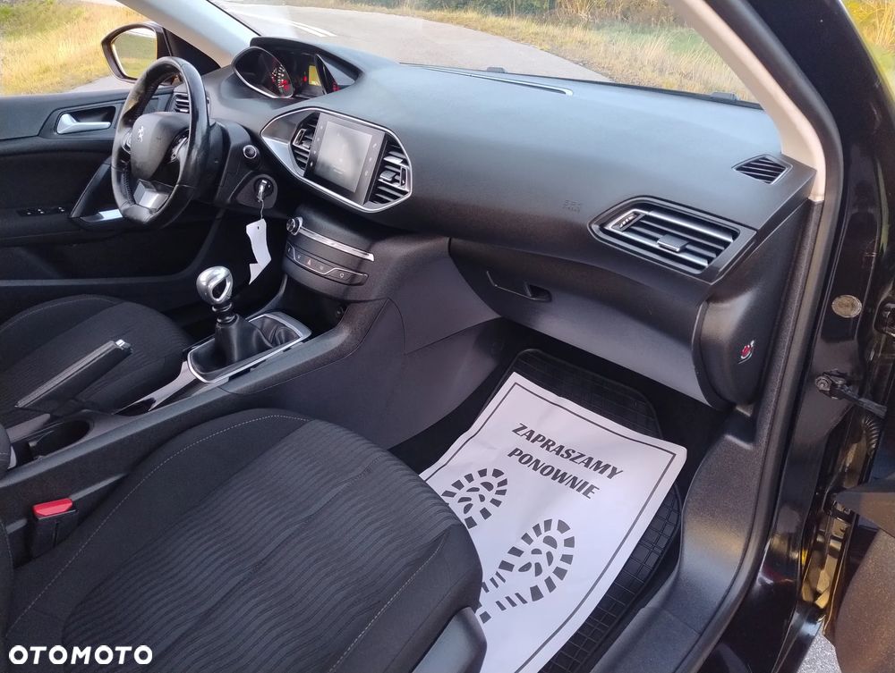 Peugeot 308 1.6 BlueHDi Business Line S&S - 11