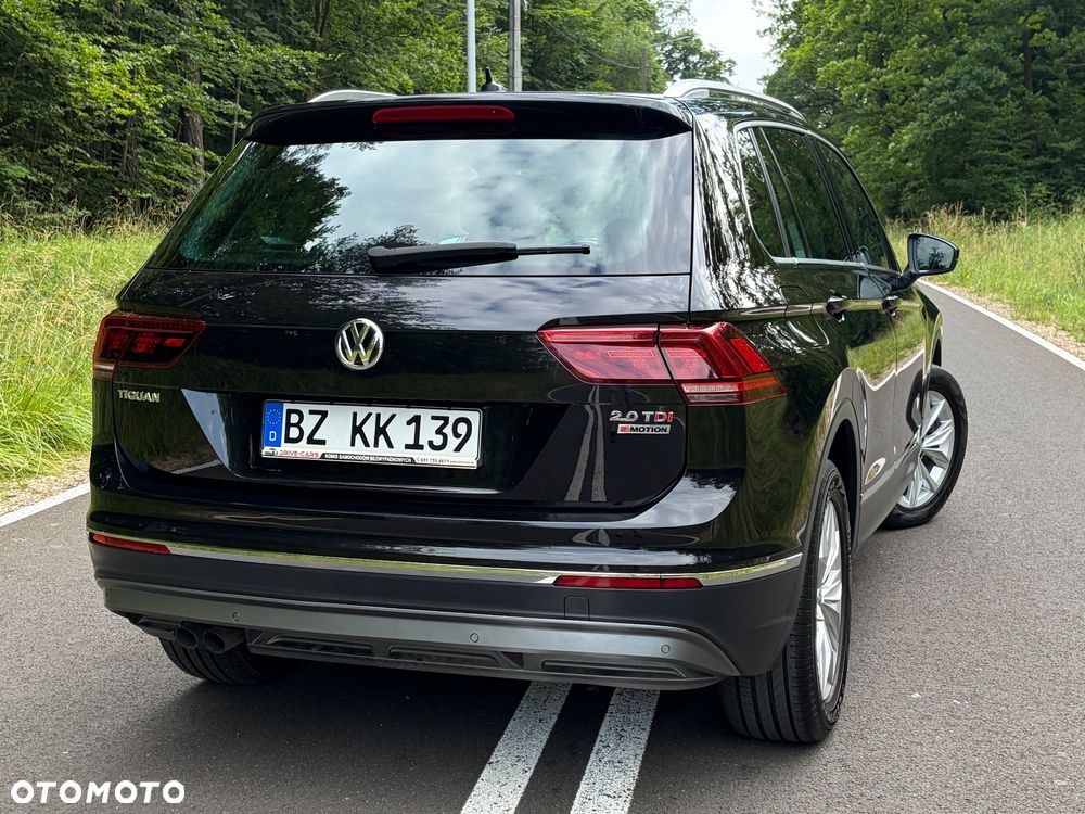 Volkswagen Tiguan 2.0 TDI SCR 4MOTION DSG Highline - 24