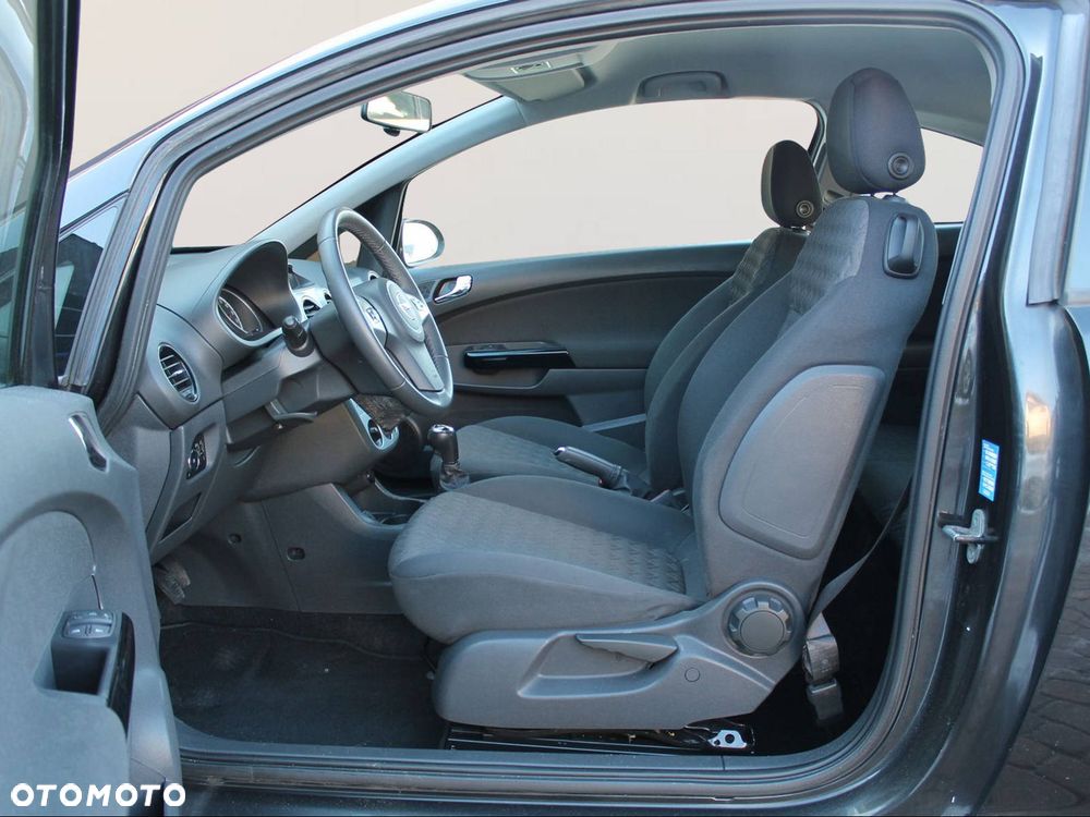 Opel Corsa 1.4 16V Active - 9