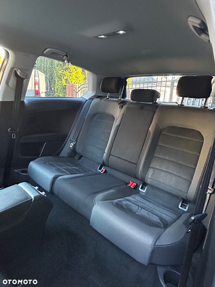 Volkswagen Golf 1.4 TSI BMT Highline - 29