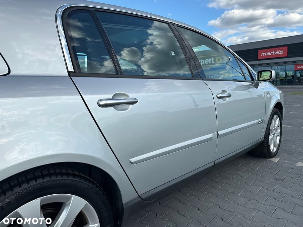 Renault Vel Satis 2.0 Turbo Initiale - 17