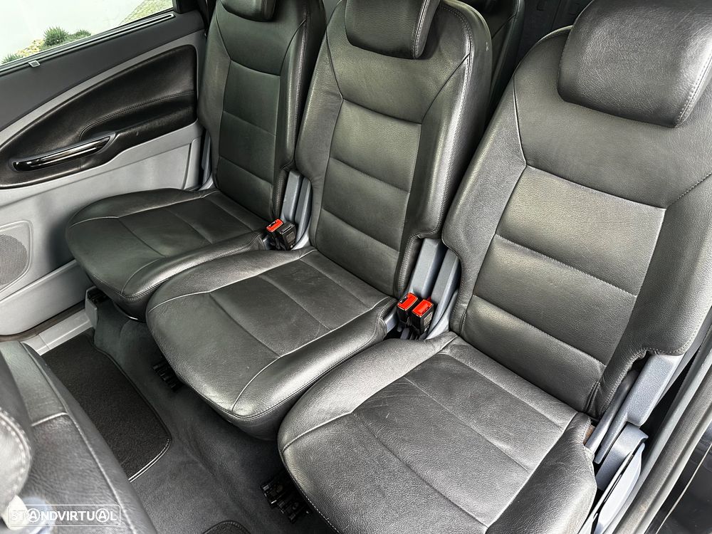 Ford S-Max 1.8 TDCi Titanium 7L - 29