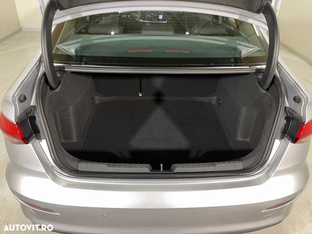 Audi A3 2.0 35 TDI S tronic Advanced - 12