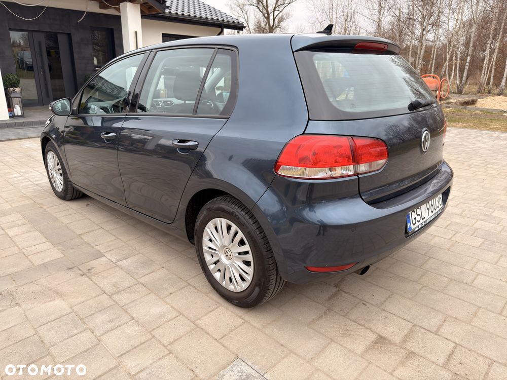 Volkswagen Golf - 4