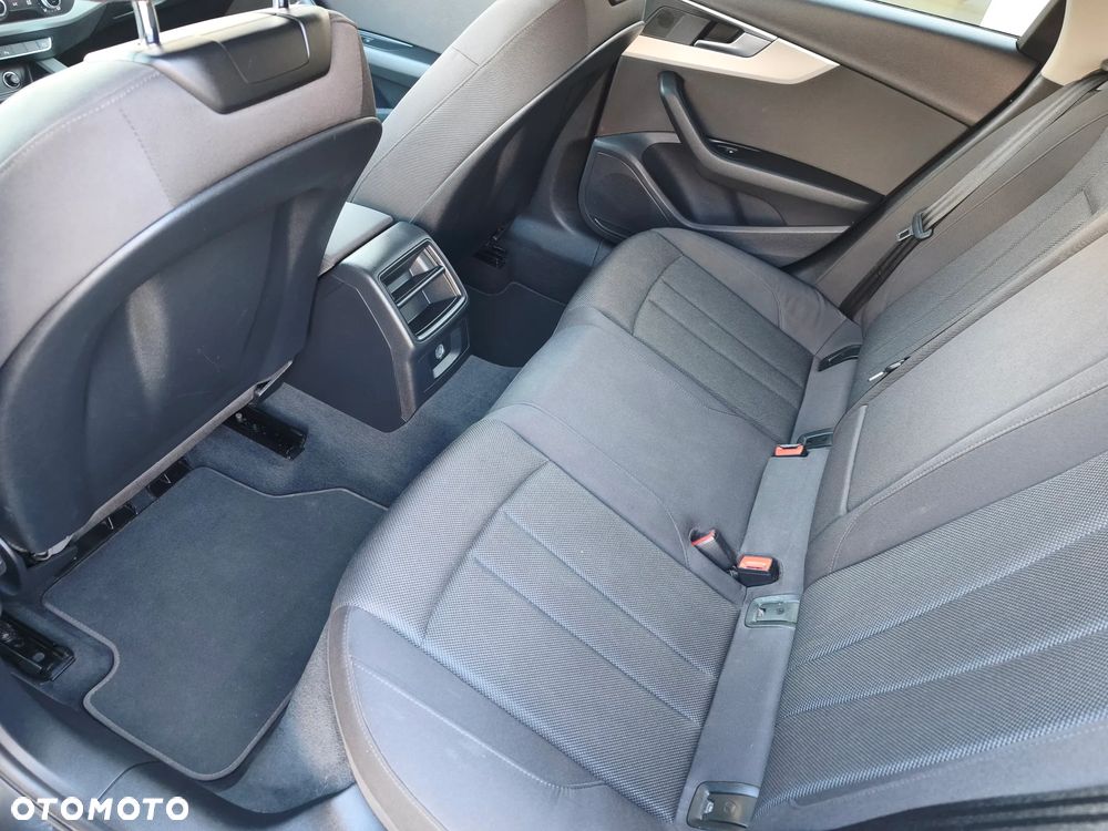 Audi A4 Avant - 21