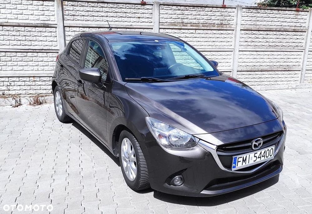 Mazda 2 Hybrid - 3