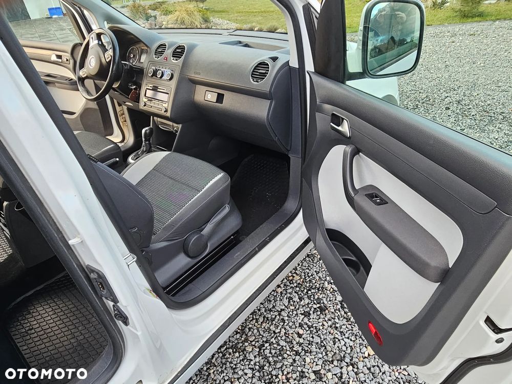 Volkswagen Caddy Cross Trendline 4Motion DSG - 5