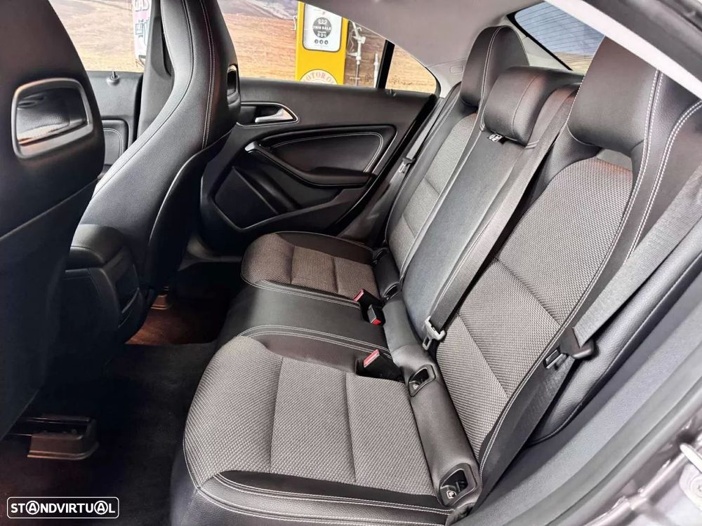 Mercedes-Benz CLA 180 d 7G-DCT Peak Edition - 19