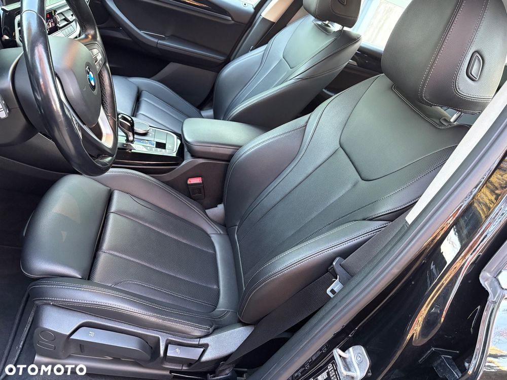 BMW X3 ver-xdrive20i-gpf - 22