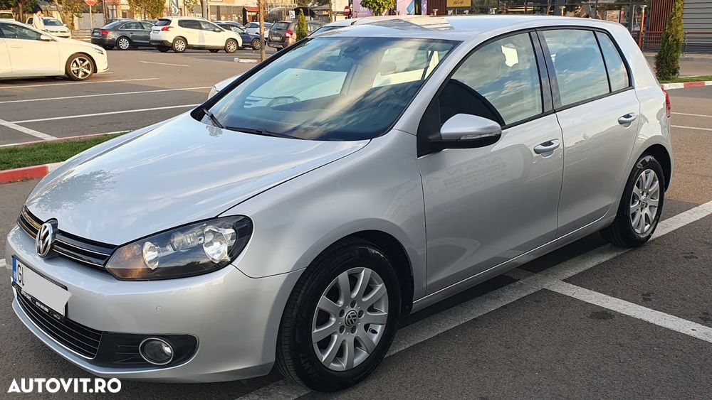 Volkswagen Golf 2.0 TDI DPF Comfortline - 8