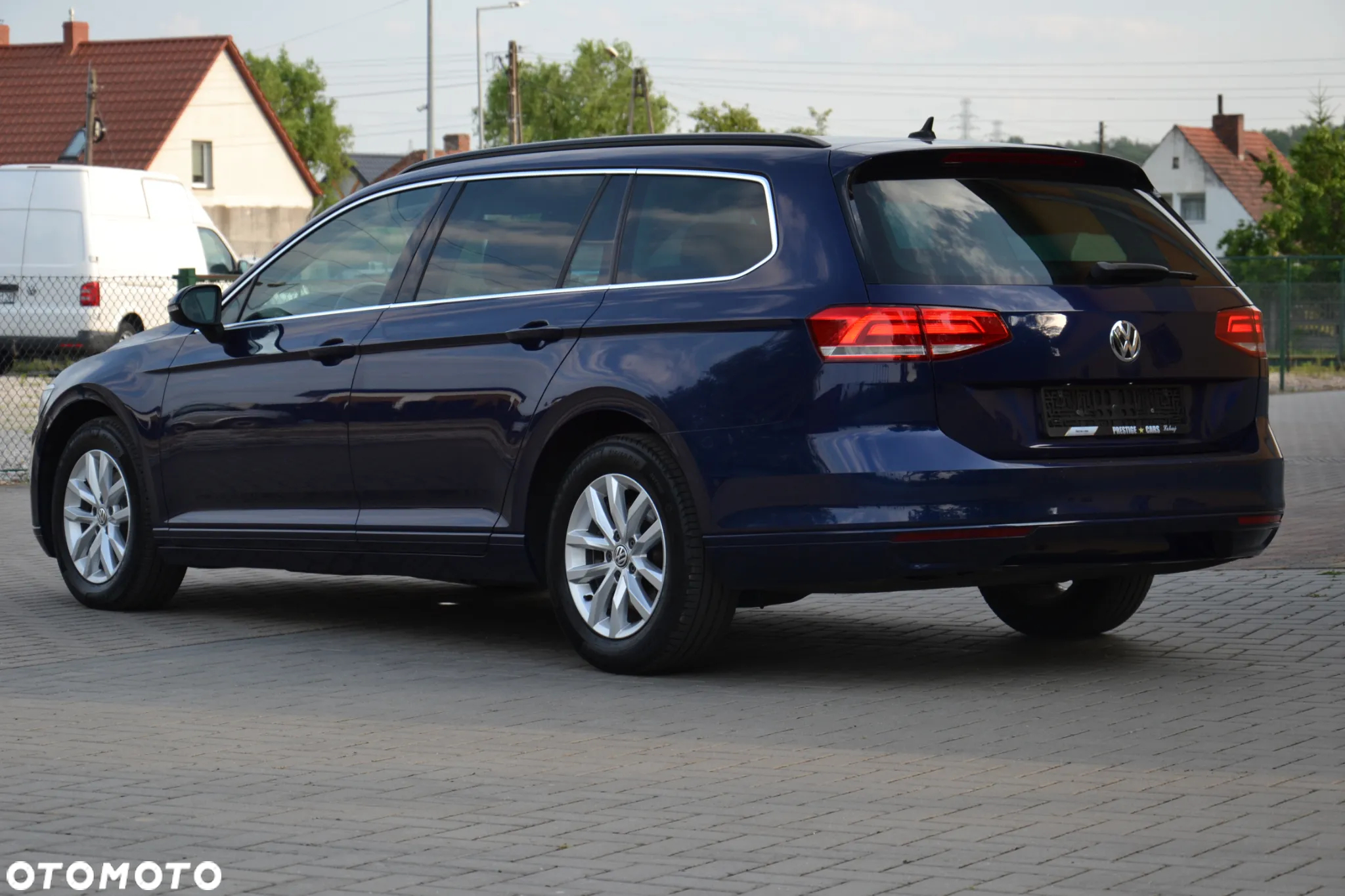 Volkswagen Passat Variant 2.0 TDI DSG (BlueMotion Technology) Comfortline - 15