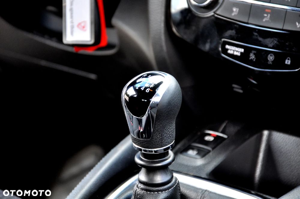 Nissan Qashqai 1.3 DIG-T SHIRO - 37