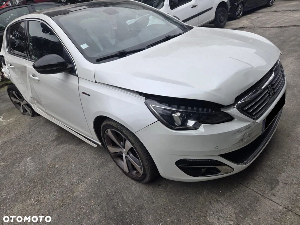 Peugeot 308 - 6