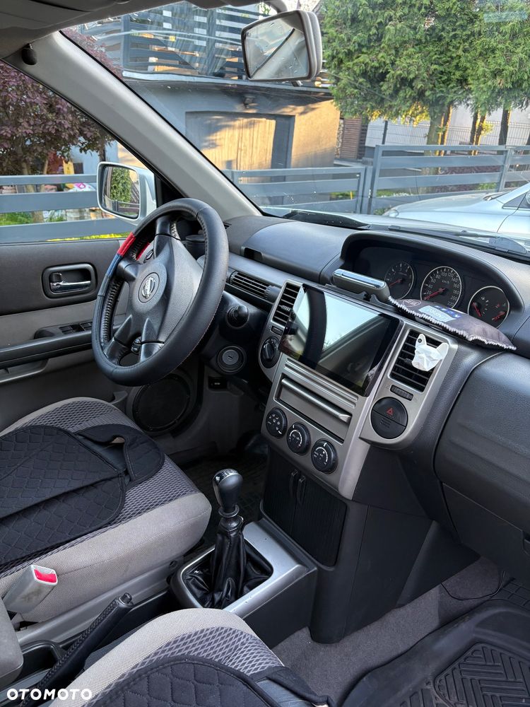 Nissan X-Trail 2.2 dCi 4x4 Columbia - 8