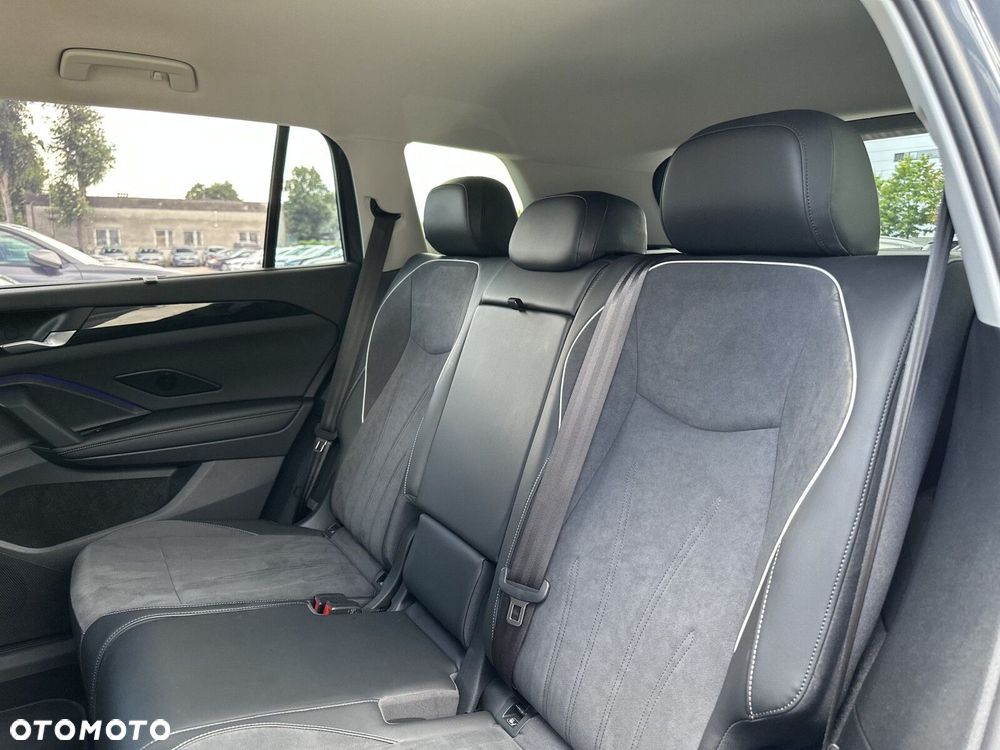 Volkswagen Tayron 2.0 TSI 4Mot Elegance DSG - 41