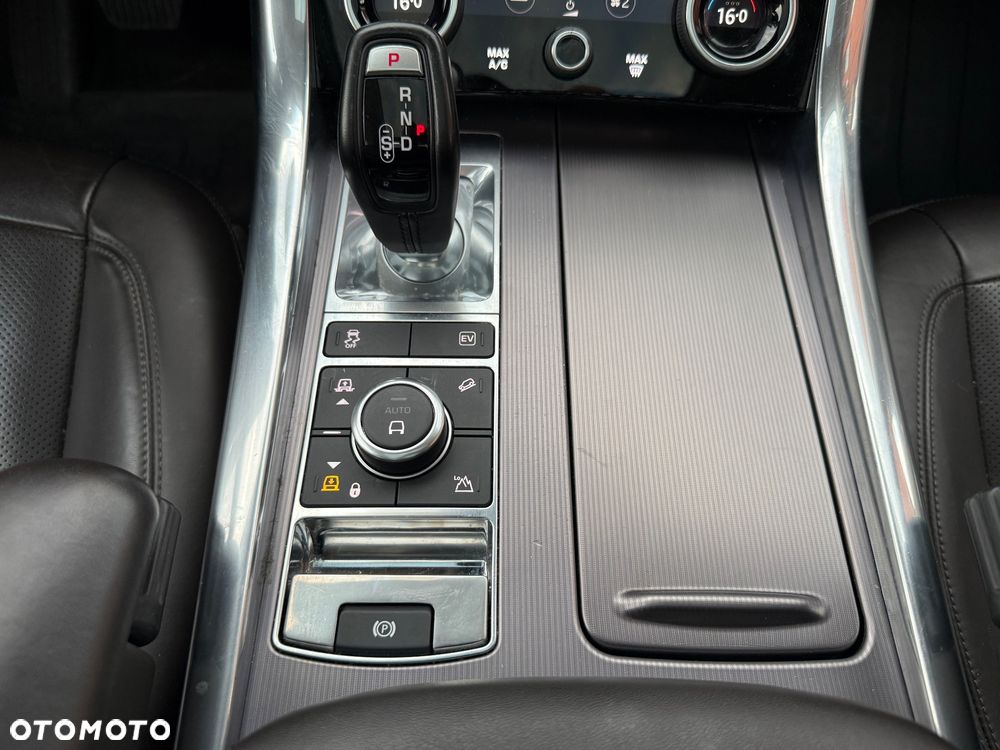 Land Rover Range Rover Sport P400e HSE Dynamic Stealth - 33