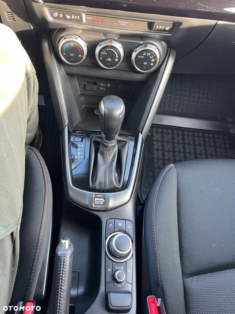 Mazda 2 SKYACTIV-G 90 Homura Aka - 20