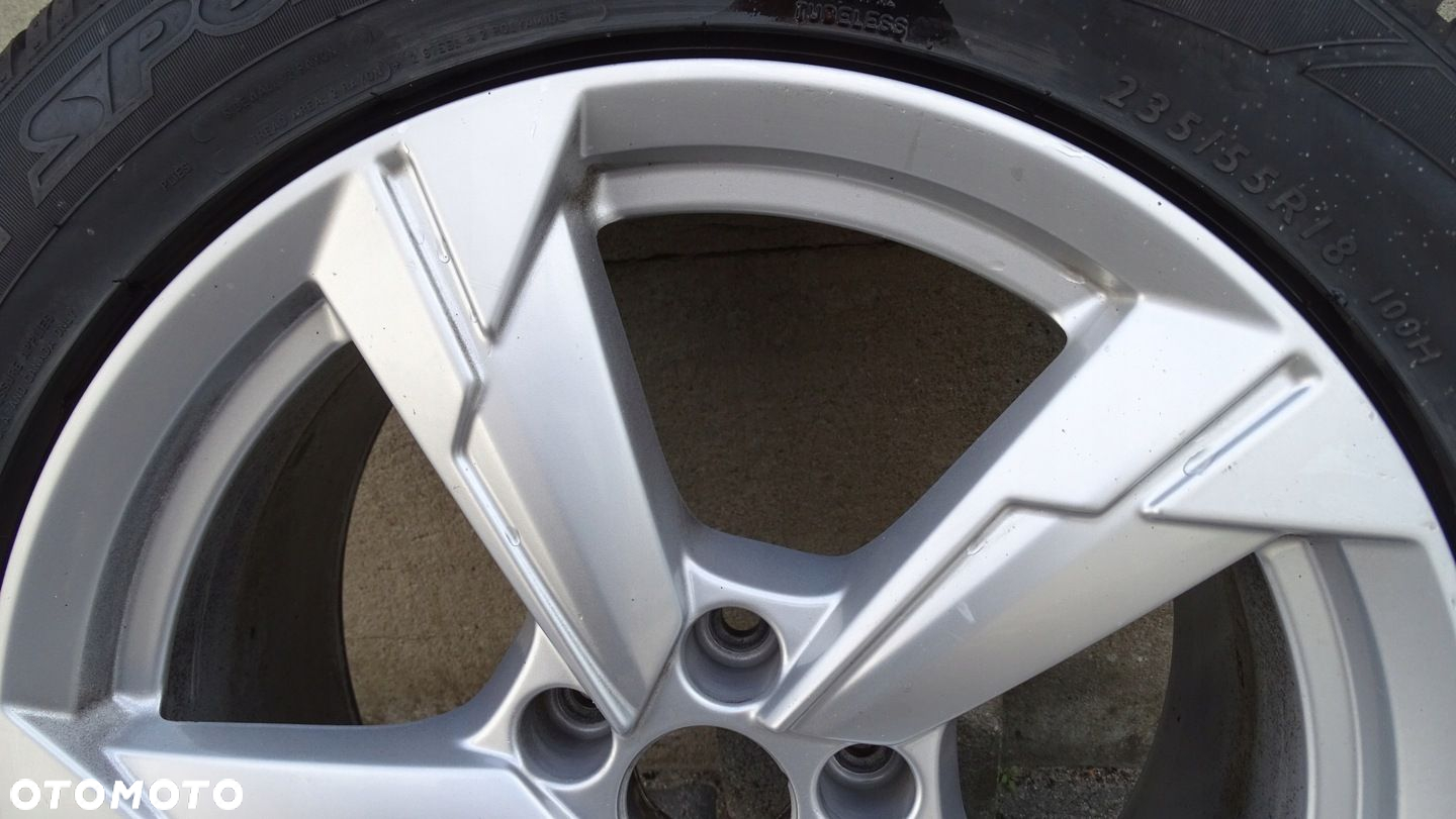 AUDI A6 C8 4K0 8Jx18H2 5x112 ET39 - felga oryginał - 2
