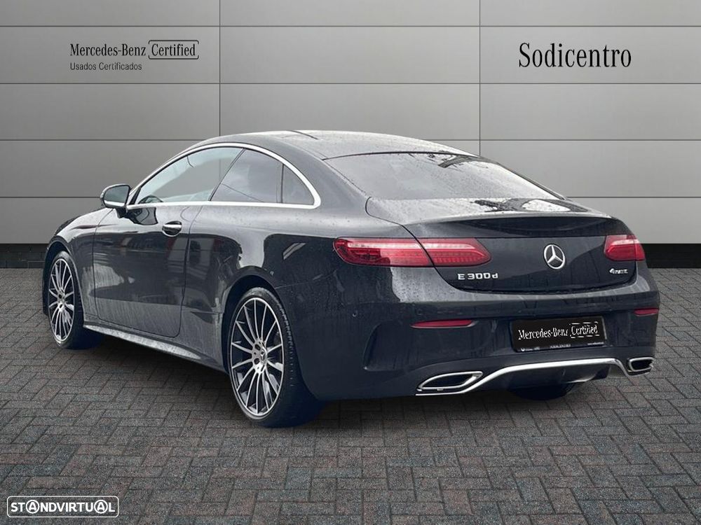 Mercedes-Benz E 300 d AMG Line 4Matic Aut. - 3