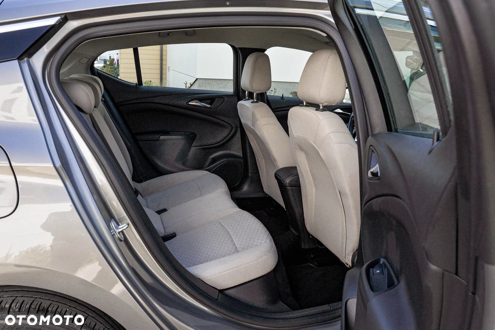 Opel Astra - 12