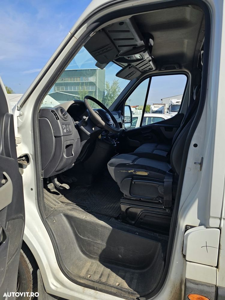 Renault Master - 11