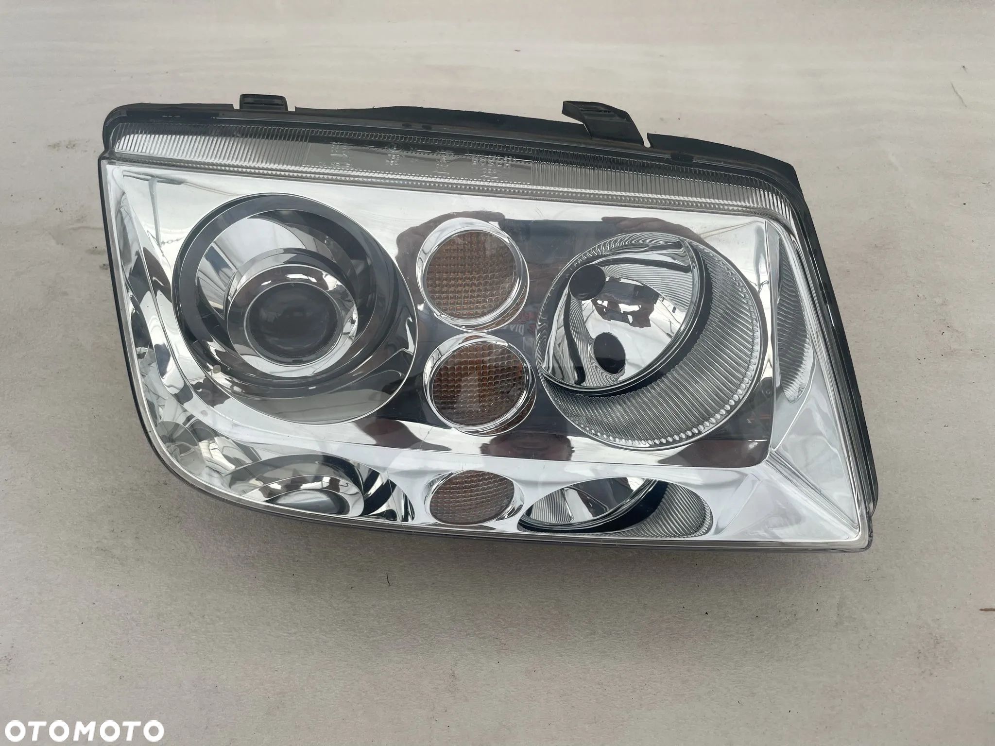 VW Bora reflektor xenon prawy 1J5941018AM - 1