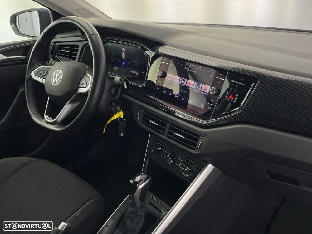 VW Polo 1.0 TSI Urban DSG - 23
