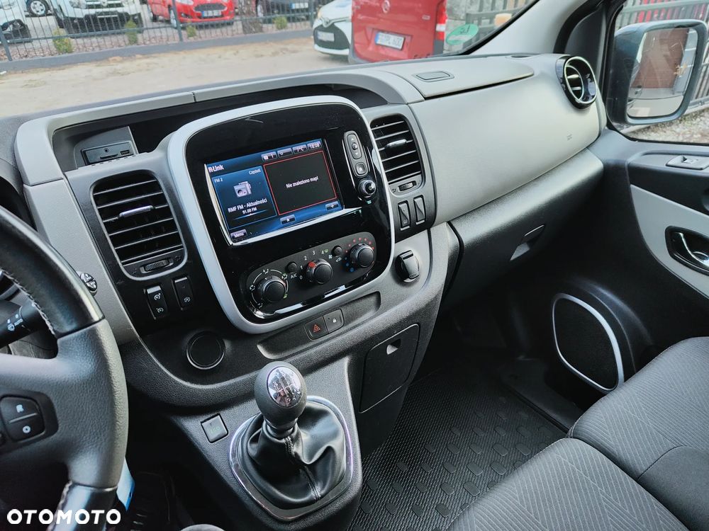 Renault Trafic Grand Combi Expression - 24