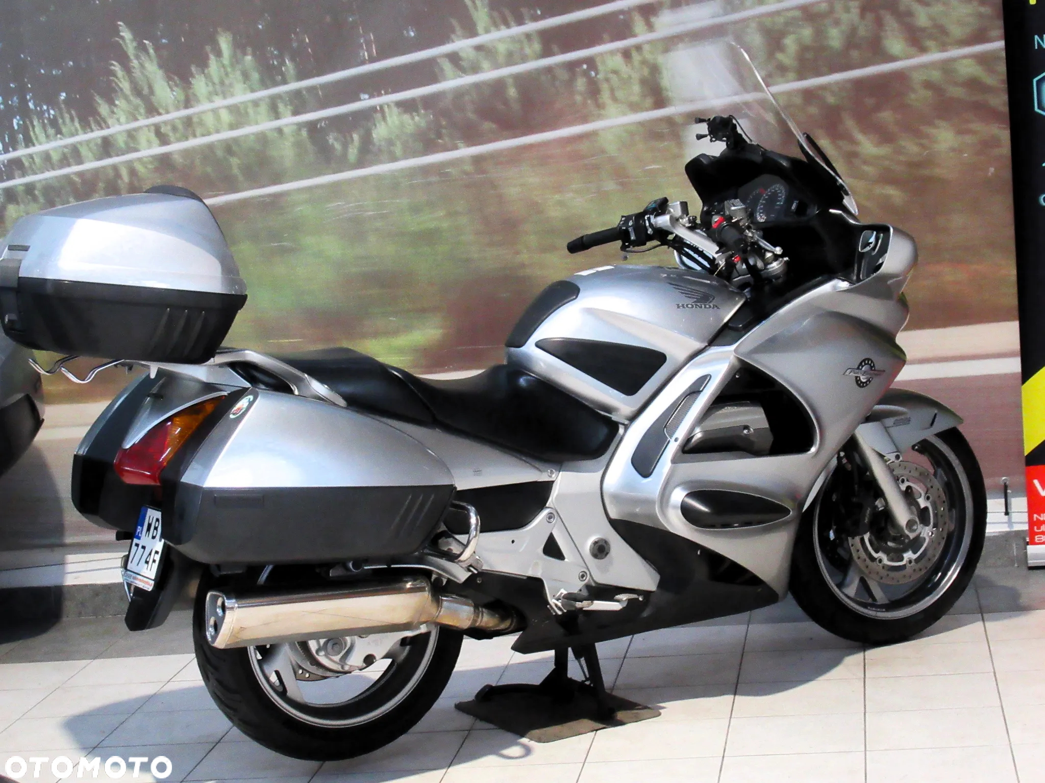 Honda ST - 7