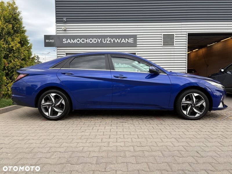 Hyundai Elantra 1.6 Smart CVT - 28