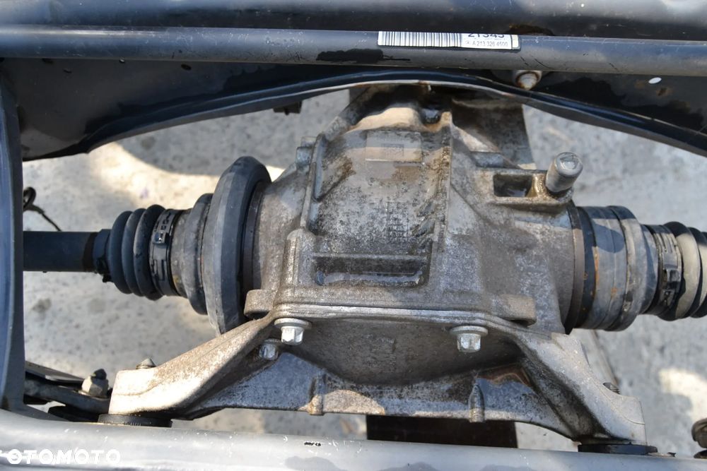 MOST DYFER DYFERENCJAL MERCEDES W213 E300 - 1