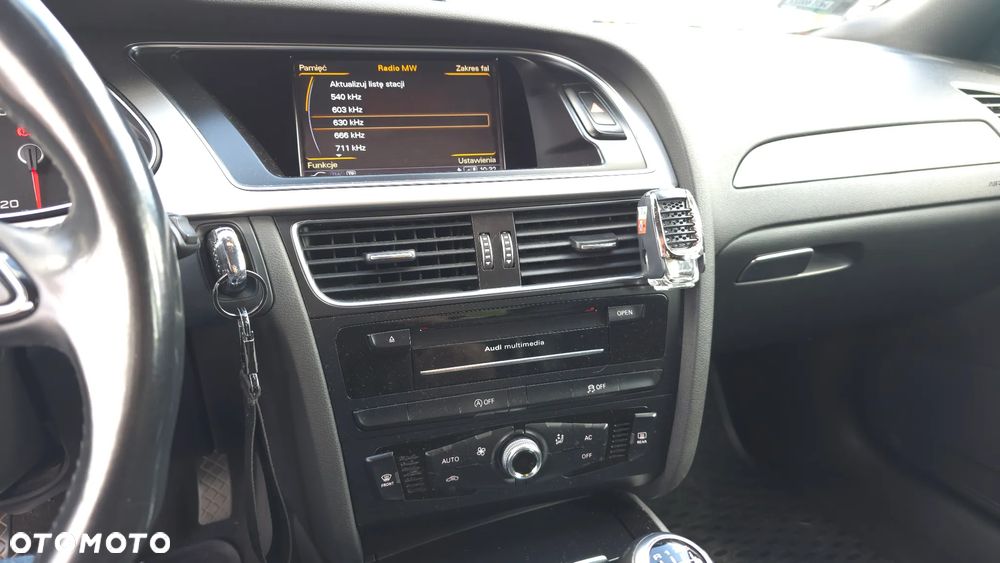 Audi A4 Limousine 1.8 TFSI S line Sportpaket - 18