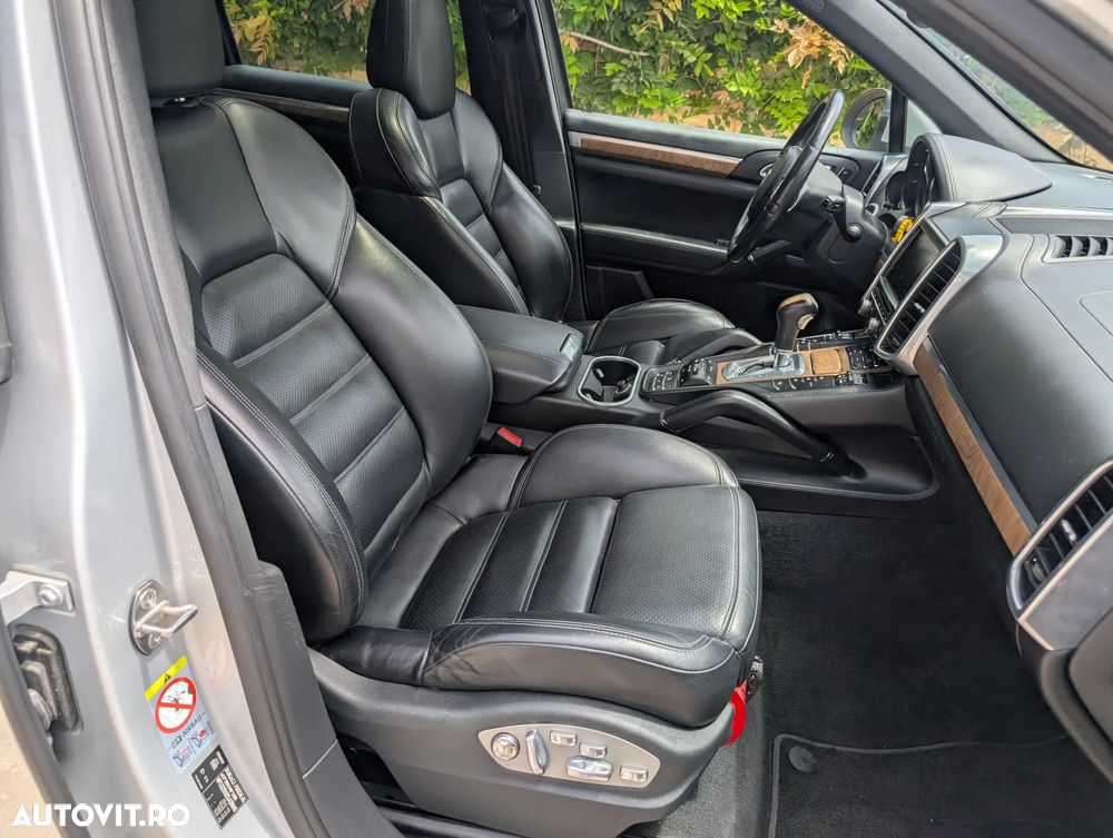 Porsche Cayenne Platinum Edition - 5