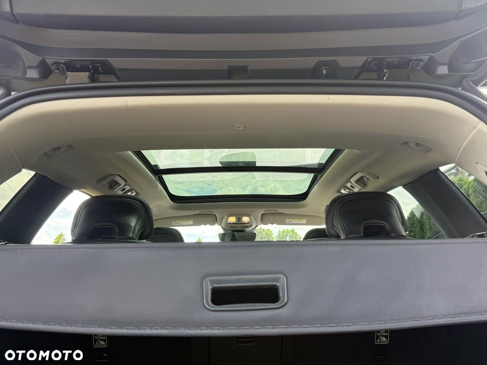 Volvo XC 60 B5 B R-Design - 36