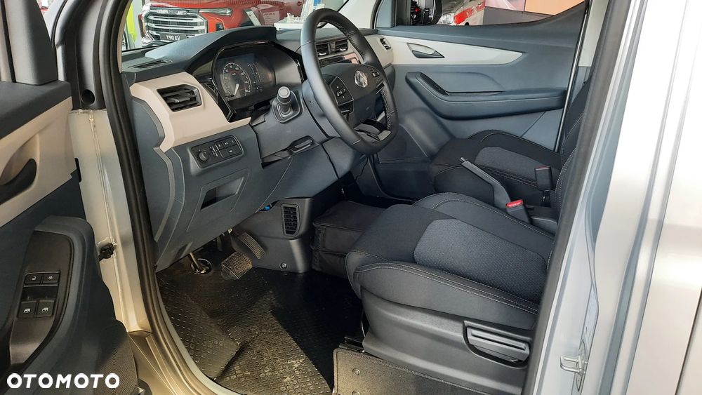 Maxus Delivery 3 - 10