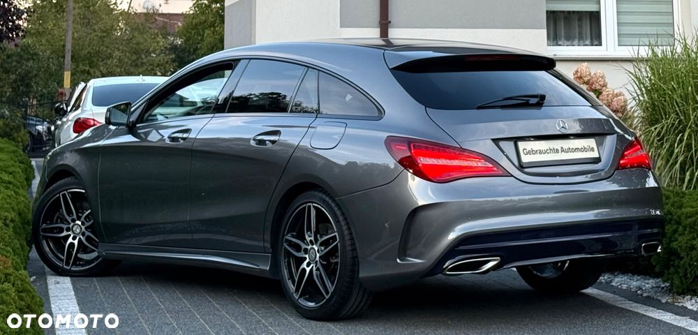 Mercedes-Benz CLA 220 4-Matic AMG Line - 30