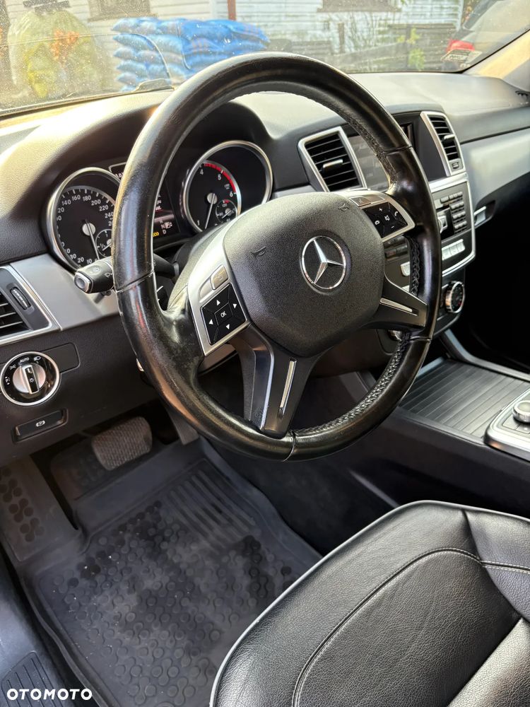 Mercedes-Benz ML - 5