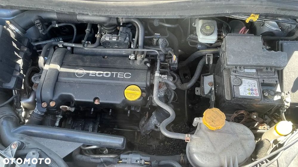OPEL CORSA D na części!!! Kolor : 2AU (157) Z14XEP - 6