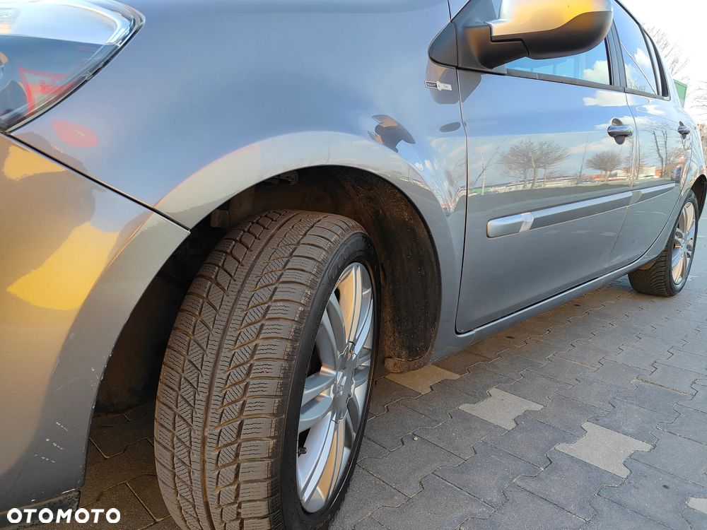 Renault Clio 1.2 16V 75 nightDay - 13